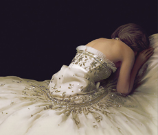  История кутюрного платья Chanel с постера фильма «Спенсер: Тайна принцессы Дианы»